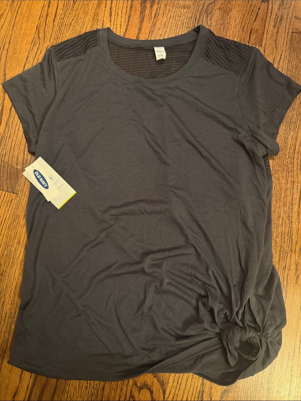 Old Navy Active Go-Dry Short-Sleeve Knot-Hem Tee, Large, NWT